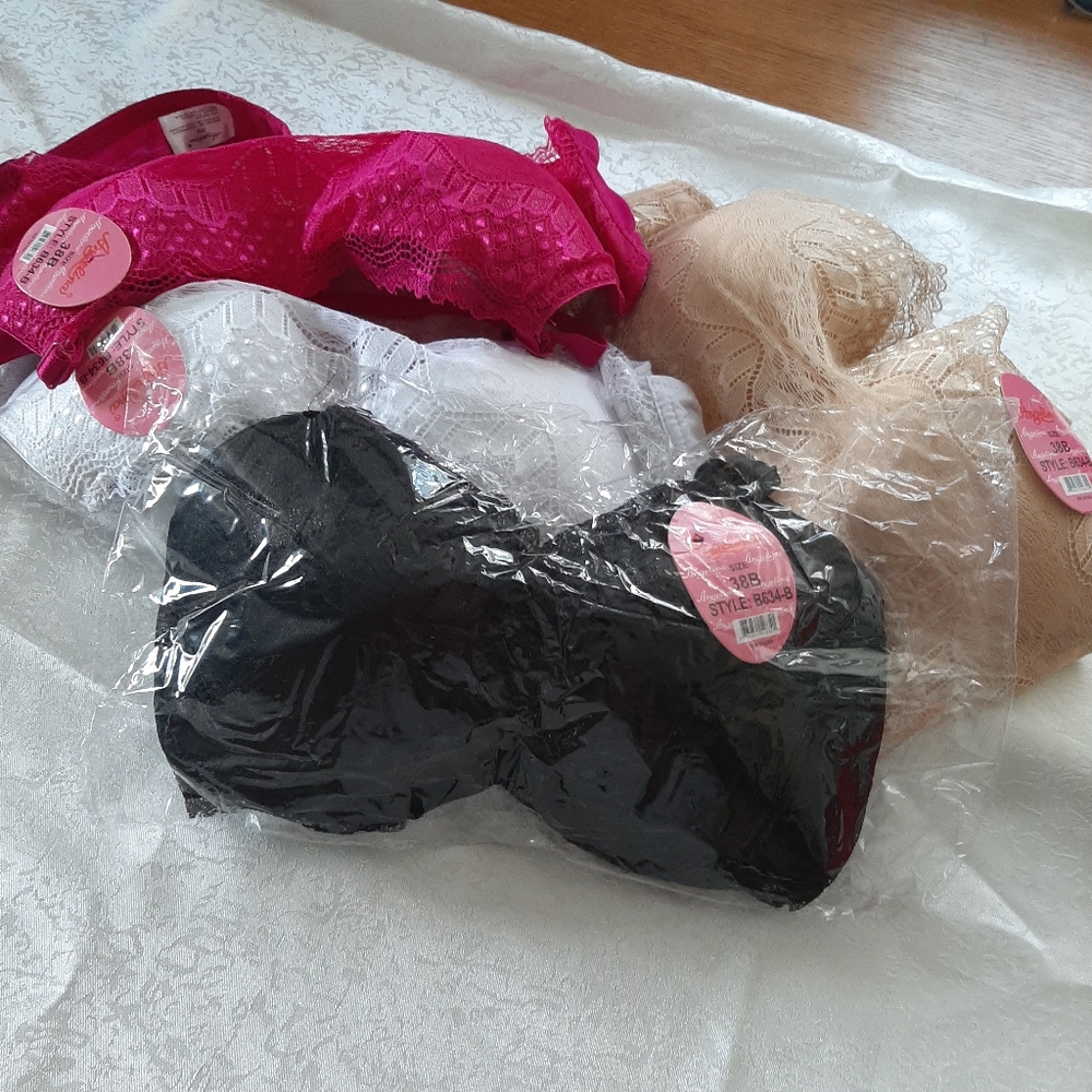Ladies Bras - Picture 7 of 8